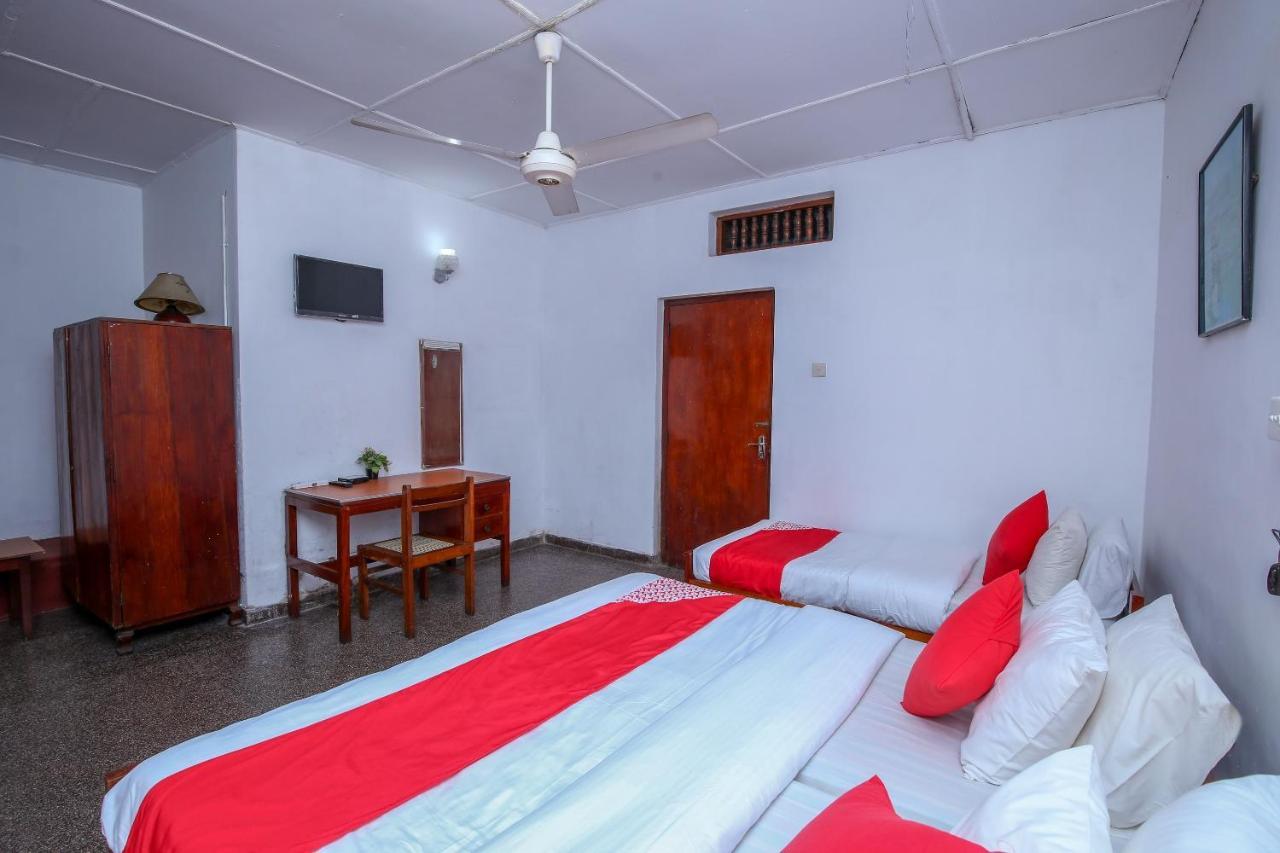 Oyo 436 Sandakelum Tourist Guest House Kandy Eksteriør bilde